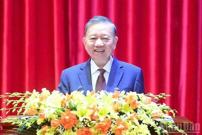 Tổng Bí thư, Chủ tịch nước Tô Lâm phát biểu tại Lễ khai mạc Chương trình bồi dưỡng, cập nhật kiến thức đối với Ủy viên Ban Chấp hành Trung ương Đảng khóa XIV (Lớp thứ nhất). (Ảnh: ĐĂNG KHOA)