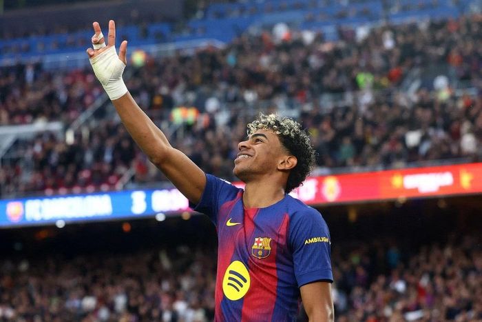 Barca thử nghiệm Yamal đá tiền đạo ảo. Ảnh: Getty 