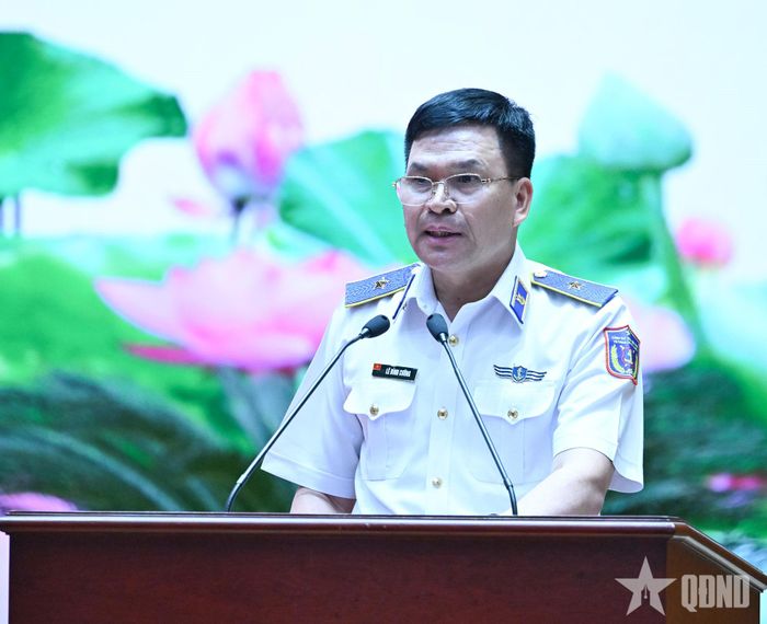 Lãnh đạo Cảnh sát biển Việt Nam phát biểu tại hội nghị.