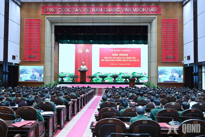Quang cảnh hội nghị.