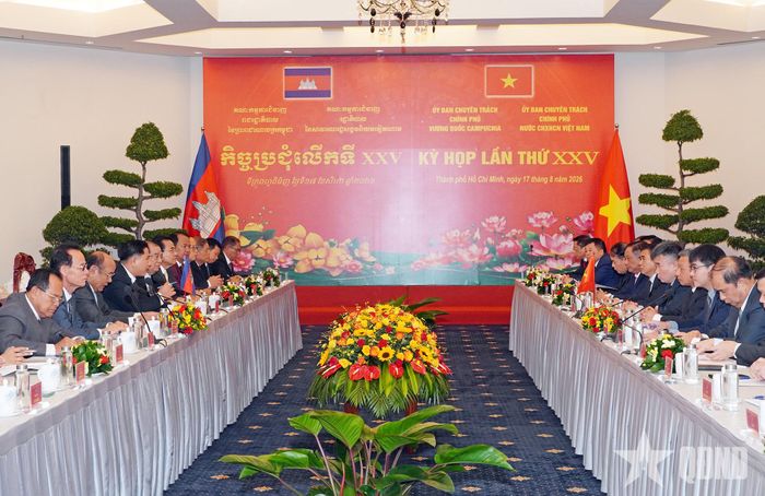 Quang cảnh kỳ họp.