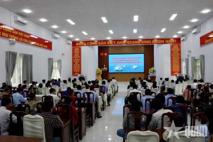 Quang cảnh buổi tuyên truyền.