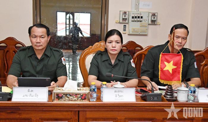 Đồng chí Y Ngọc, Ủy viên Ban Thường vụ Tỉnh ủy, Phó chủ tịch Thường trực UBND tỉnh Quảng Ngãi trao đổi các nội dung tại buổi hội đàm.
