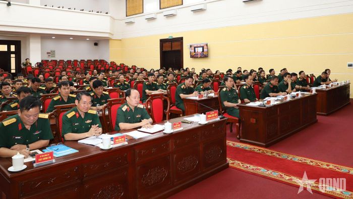 Các đại biểu dự hội nghị. 
