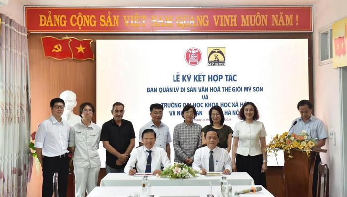 Ban Quản lý Di sản Văn hóa Thế giới Mỹ Sơn và Trường Đại học Khoa học Xã hội và Nhân văn - Đại học Quốc gia Hà Nội ký kết Biên bản ghi nhớ hợp tác bảo tồn Di sản Mỹ Sơn.