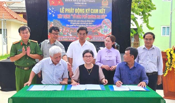 Phường Hội An ký cam kết xây dựng “Tổ dân phố không ma túy”.