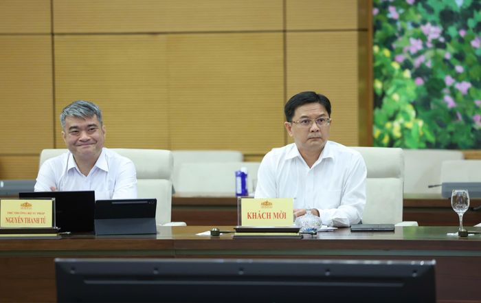  Phó Chủ tịch UBND TPHCM Nguyễn Mạnh Cường dự họp. Ảnh: QUANG PHÚC 