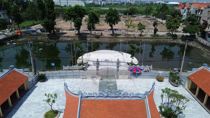 Bên cạnh đó, còn có hạng mục cải tạo hệ thống lan can ao Đình Cẩm Giang với chiều dài 250m.