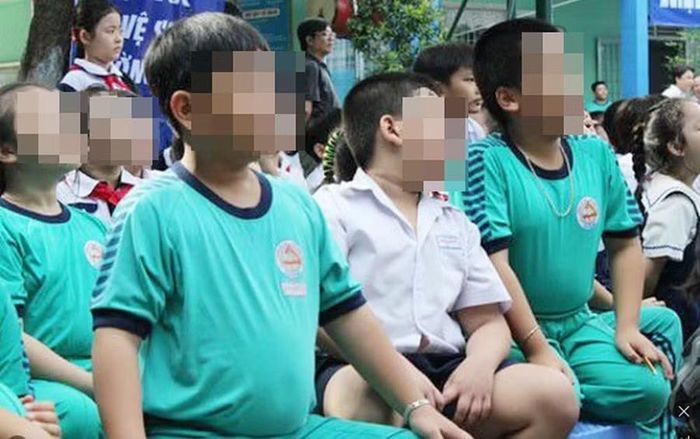 Theo các chuyên gia, cứ ba trẻ thừa cân, béo phì thì có một trẻ đã xuất hiện các rối loạn chuyển hóa như gan nhiễm mỡ, rối loạn mỡ máu, tăng huyết áp hoặc kháng insulin. Ảnh minh họa: Sở Y tế TPHCM.