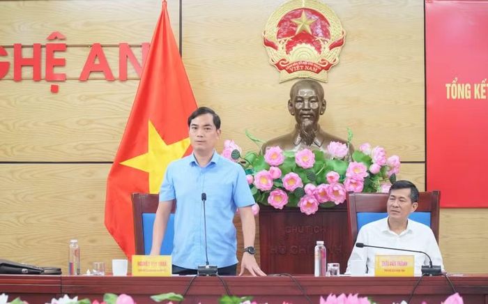 Ông Nguyễn Văn Khoa - Giám đốc Sở GD&ĐT Nghệ An phát biểu khai mạc hội nghị. Ảnh: Hồ Lài