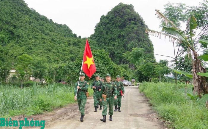 Bộ đội Biên phòng tỉnh Cao Bằng tổ chức tuần tra bảo vệ biên giới. Ảnh: Đơn vị cung cấp