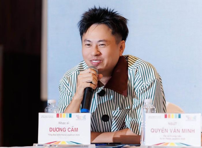 Nhạc sĩ Dương Cầm là Tổng đạo diễn, Giám đốc âm nhạc của Liên hoan nhạc Jazz quốc tế Hà Nội.