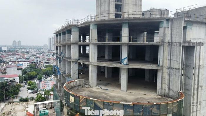  Nhiều hạng mục của dự án xuống cấp, gây mất mỹ quan đô thị do bỏ hoang nhiều năm. 