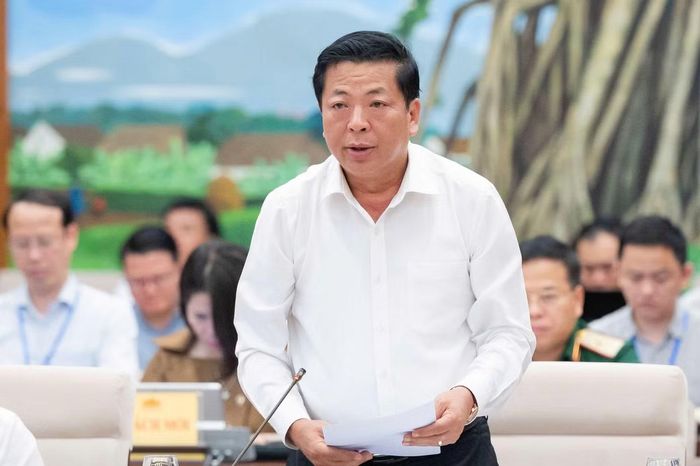 Bộ trưởng Xây dựng Trần Hồng Minh. (Ảnh: QH)