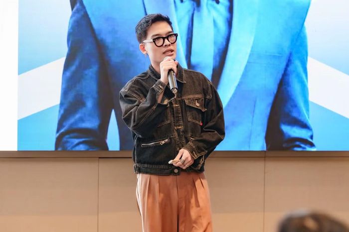Đạo diễn Phạm Vĩnh Khương - nhà sáng lập kiêm CEO Solentic Group - chia sẻ về vấn đề làm phim thời AI.