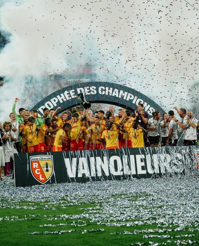 Cùng nhau nâng cao chiến tích lịch sử - Ảnh: Ligue 1