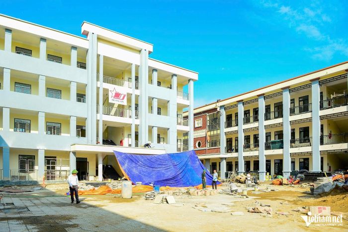 Các hạng mục đang được khẩn trương hoàn thiện để sớm đưa công trình vào sử dụng.