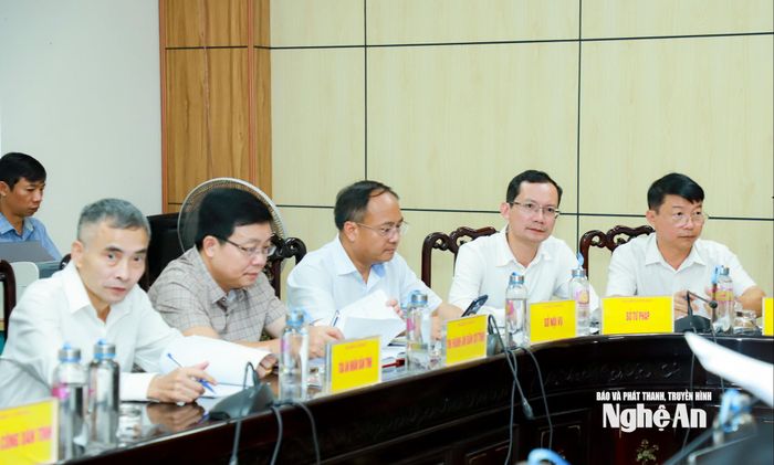 Các đại biểu dự phiên tiếp công dân. Ảnh: Thành Duy