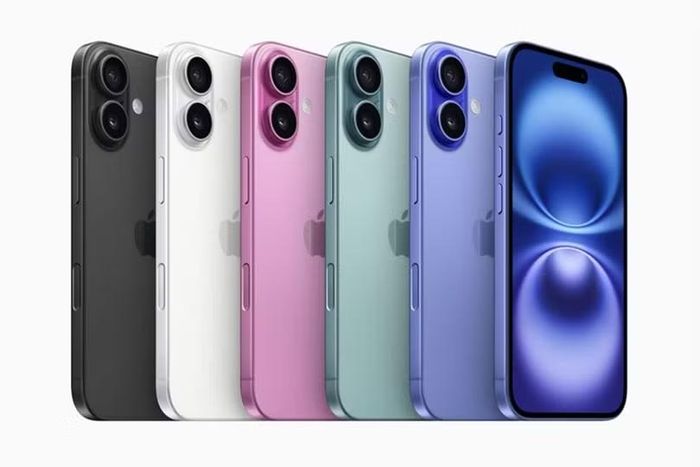 iPhone 16 nhỏ gọn, dễ cầm nắm.