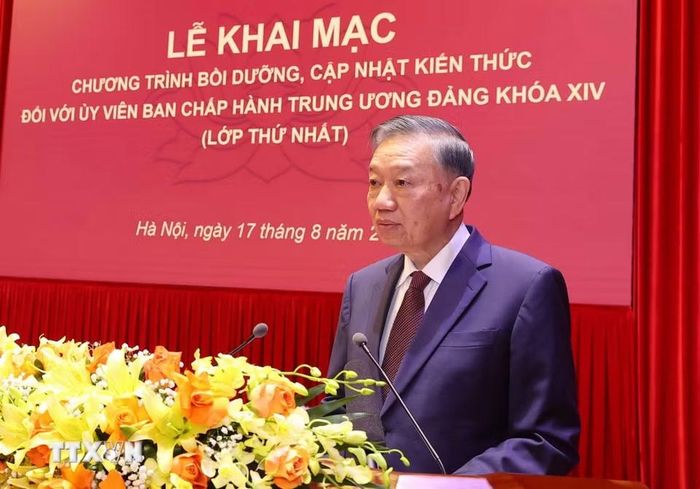 Giáo sư-Tiến sỹ Tô Lâm, Tổng Bí thư, Chủ tịch nước phát biểu chỉ đạo. (Ảnh: Văn Điệp/TTXVN)