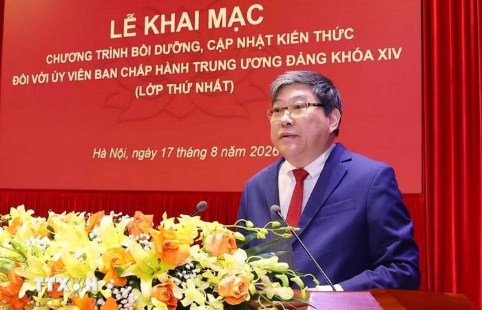 Phó Giáo sư-Tiến sỹ Nguyễn Duy Bắc, Phó Giám đốc Học viện Chính trị Quốc gia Hồ Chí Minh phát biểu. (Ảnh: Văn Điệp/TTXVN)