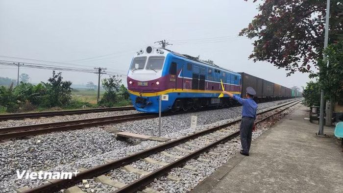 Tuyến tàu hỏa Bắc-Nam. (Ảnh: Việt Hùng/Vietnam+)