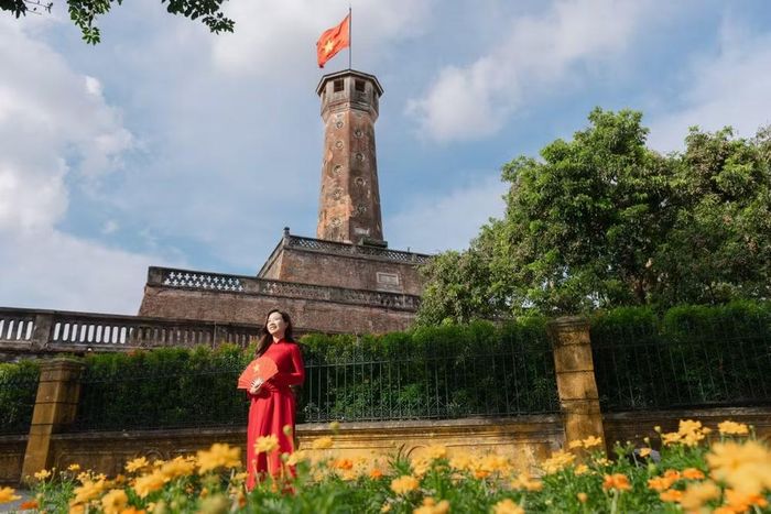 Cột Cờ Hà Nội, một trong những biểu tượng của Thủ đô. (Ảnh: CTV/Vietnam+)