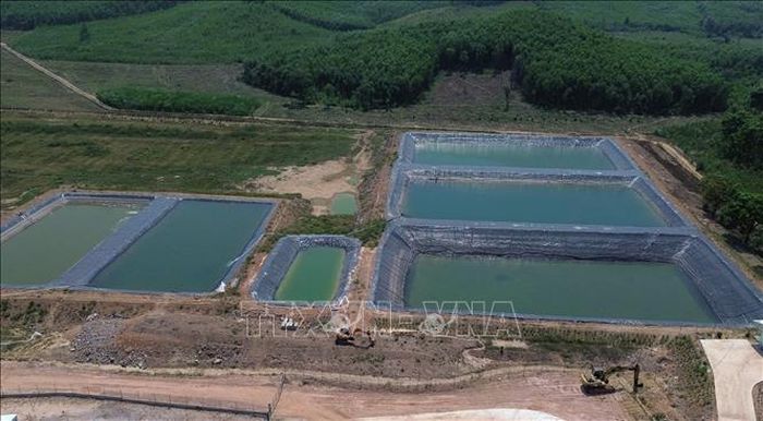 Một khu vực chứa nước trong trang trại chăn nuôi heo Minh Phúc.