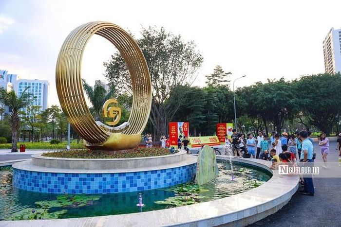 Trong giai đoạn đầu, Đề án tập trung triển khai tại phố Thành Thái, Công viên Cầu Giấy và phố Khúc Thừa Dụ – khu vực được xác định là vùng đệm. Các không gian được kết nối, bổ trợ lẫn nhau, tạo thành tổng thể hài hòa, phục vụ nhu cầu đi bộ, vui chơi và tổ chức các hoạt động cộng đồng.