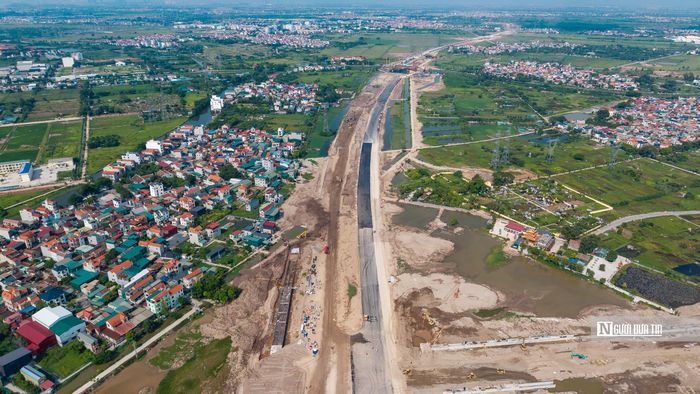Đây cũng sẽ là tuyến kết nối trực tiếp giữa sân vận động với các hạng mục thể thao, khu đô thị và hệ thống giao thông bên ngoài.
