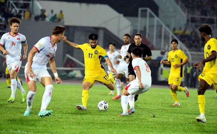 Malaysia vẫn hy vọng có thể lội ngược dòng ở lượt về dù để thua Việt Nam 0-2 trong trận lượt đi. Ảnh: BERNAMA