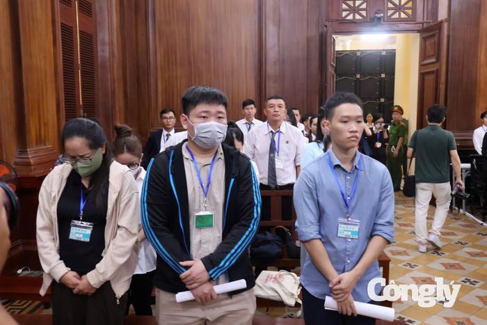 Phiên tòa được đông đảo dư luận quan tâm.