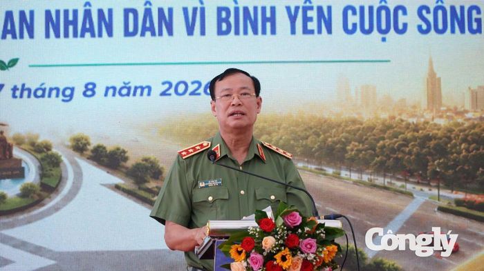Thượng tướng Lê Tấn Tới - Thứ trưởng Bộ Công an phát biểu tại buổi lễ (Ảnh: Hoàng Thành)