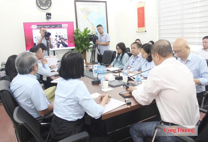Cục Xuất nhập khẩu họp với các địa phương, doanh nghiệp để tháo gỡ khó khăn về cấp C/O.