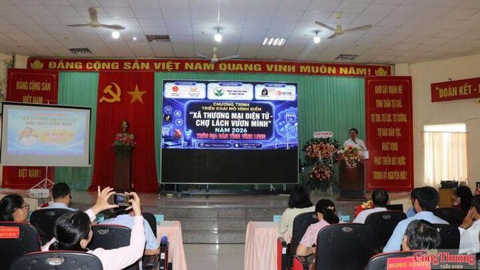 Quang cảnh tại chương trình. 