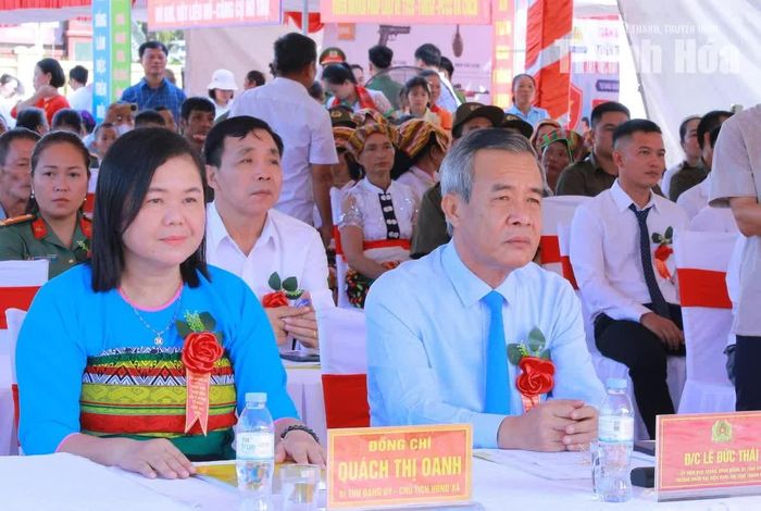 Bí thư Tỉnh ủy Lê Đức Thái dự Ngày hội.