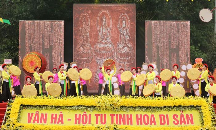 Phường Vân Hà đẩy mạnh quảng bá di sản văn hóa qua lễ hội truyền thống, các sự kiện văn hóa và trên nền tảng số.