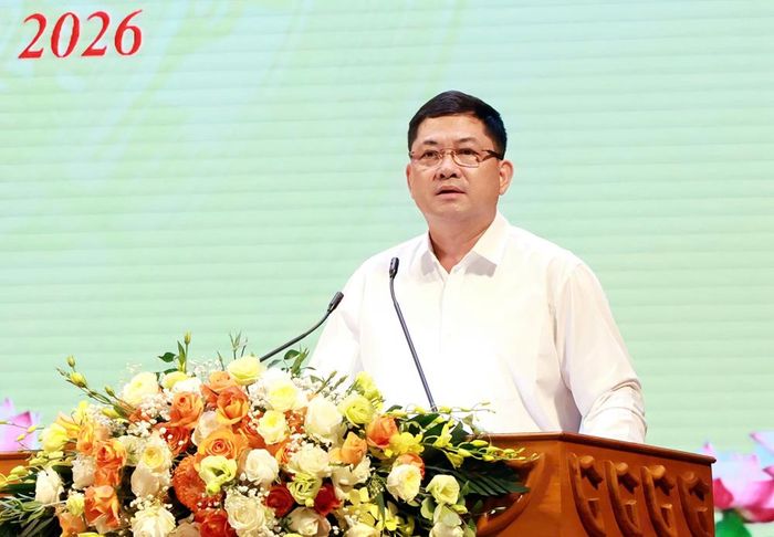 Đồng chí Bí thư Tỉnh ủy phát biểu chỉ đạo tại hội nghị.