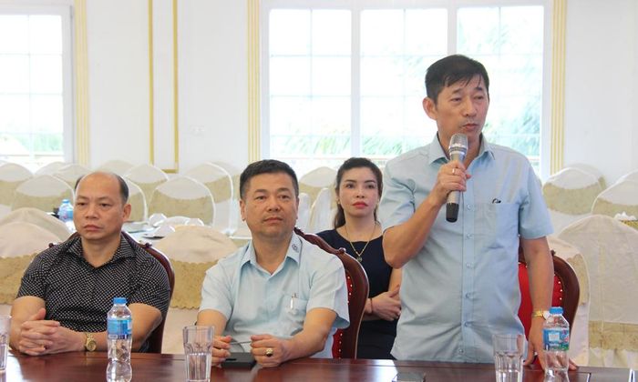  Đại biểu thảo luận đề án hợp nhất 2 Hiệp hội. 