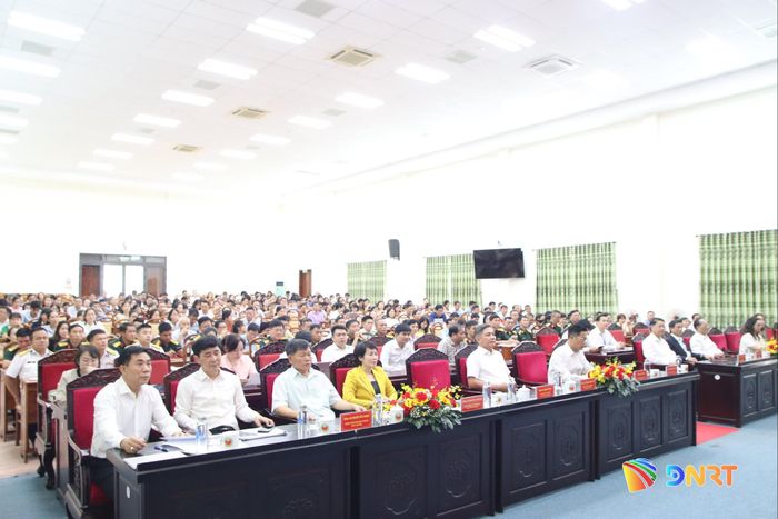 Các đại biểu và học viên dự khai mạc. Ảnh: TRỌNG HUY