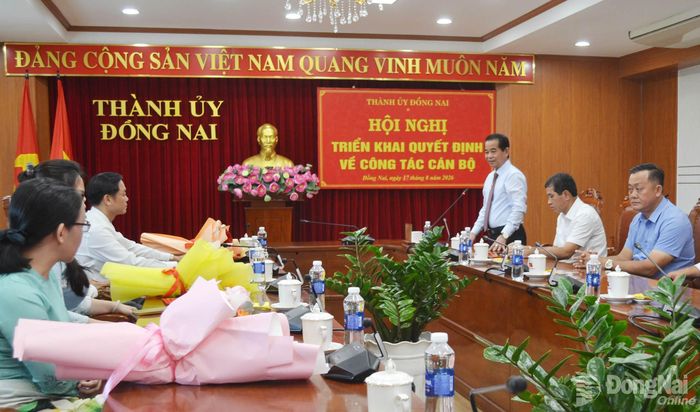 Phó Bí thư Thành ủy, Trưởng ban Tổ chức Thành ủy Thái Bảo phát biểu chỉ đạo tại hội nghị. Ảnh: Phương Hằng