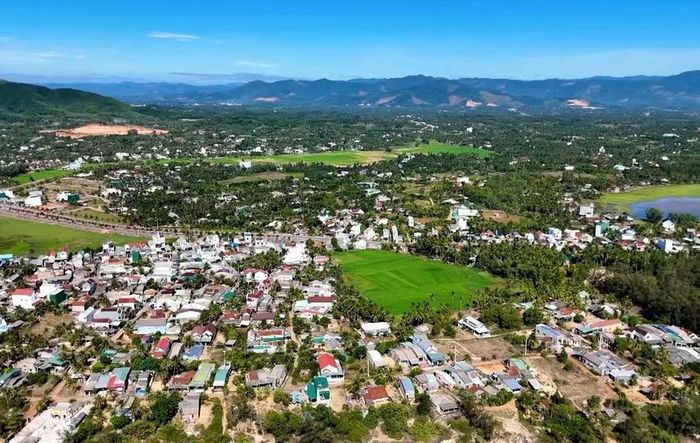  Phường Hoài Nhơn liên tục nằm trong nhóm dẫn đầu toàn tỉnh về Bộ chỉ số phục vụ người dân, doanh nghiệp. Ảnh: Phi Long 