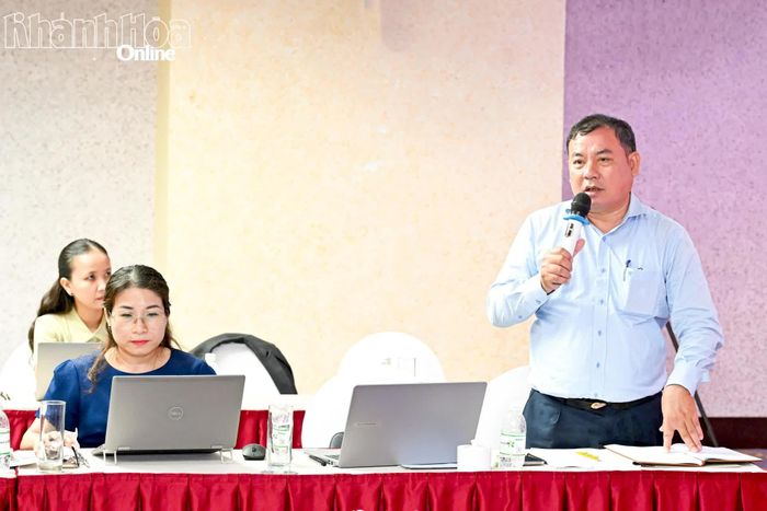 Đại biểu phát biểu tại buổi tọa đàm.