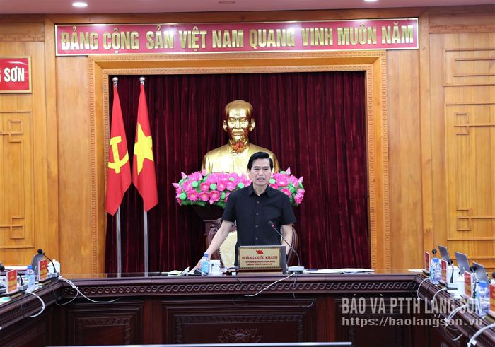 Đồng chí Hoàng Quốc Khánh, Ủy viên Trung ương Đảng, Bí thư Tỉnh ủy phát biểu tại hội nghị