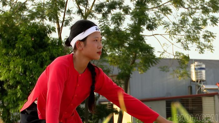 Vẻ đẹp của các nữ cầu thủ bóng đá xã Lục Yên.