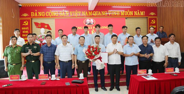 Thành lập chi bộ doanh nghiệp ngoài nhà nước đầu tiên trên địa bàn xã Pha Long.