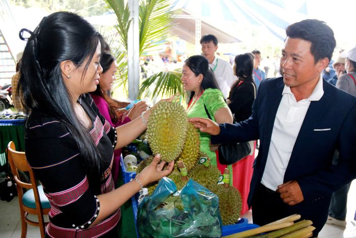 Sản phẩm đặc trưng của La Dạ được nhiều người ưa chuộng