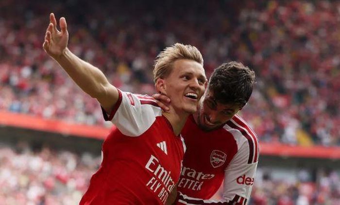 Tuyến giữa Arsenal đạt đến sự cân bằng hoàn hảo.