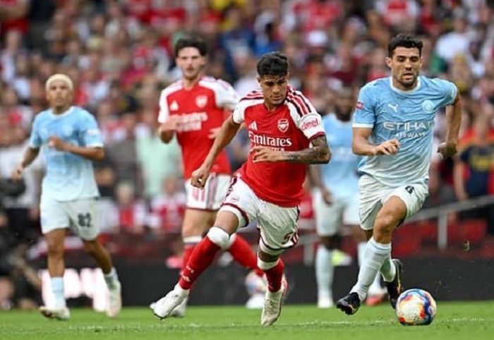 Kovacic (4/10): Bị ngợp khi phải đá một mình ở vị trí tiền vệ trụ, không thể giải tỏa áp lực cho khung thành.