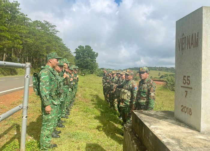 Đồn Biên phòng Đắk Dang (BĐBP Lâm Đồng) và Tiểu đoàn 115 (Tiểu khu Quân sự tỉnh Mondulkiri) tuần tra song phương